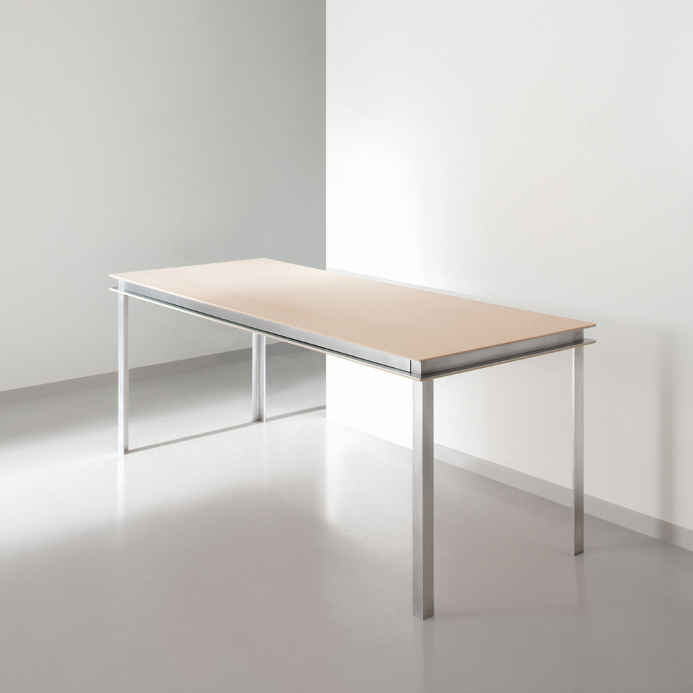 FLUX® desk in Nature and Light Blue with silver aluminium legs
