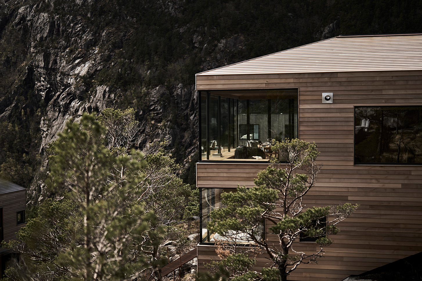 Melting into the surroundings of Lysefjord, these cabins are designed to take it slow.